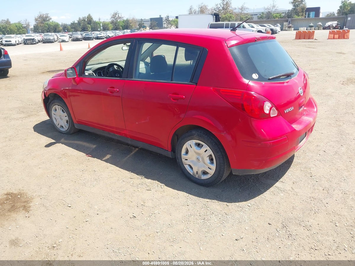 2011 NISSAN VERSA 1.8S — снимка 3