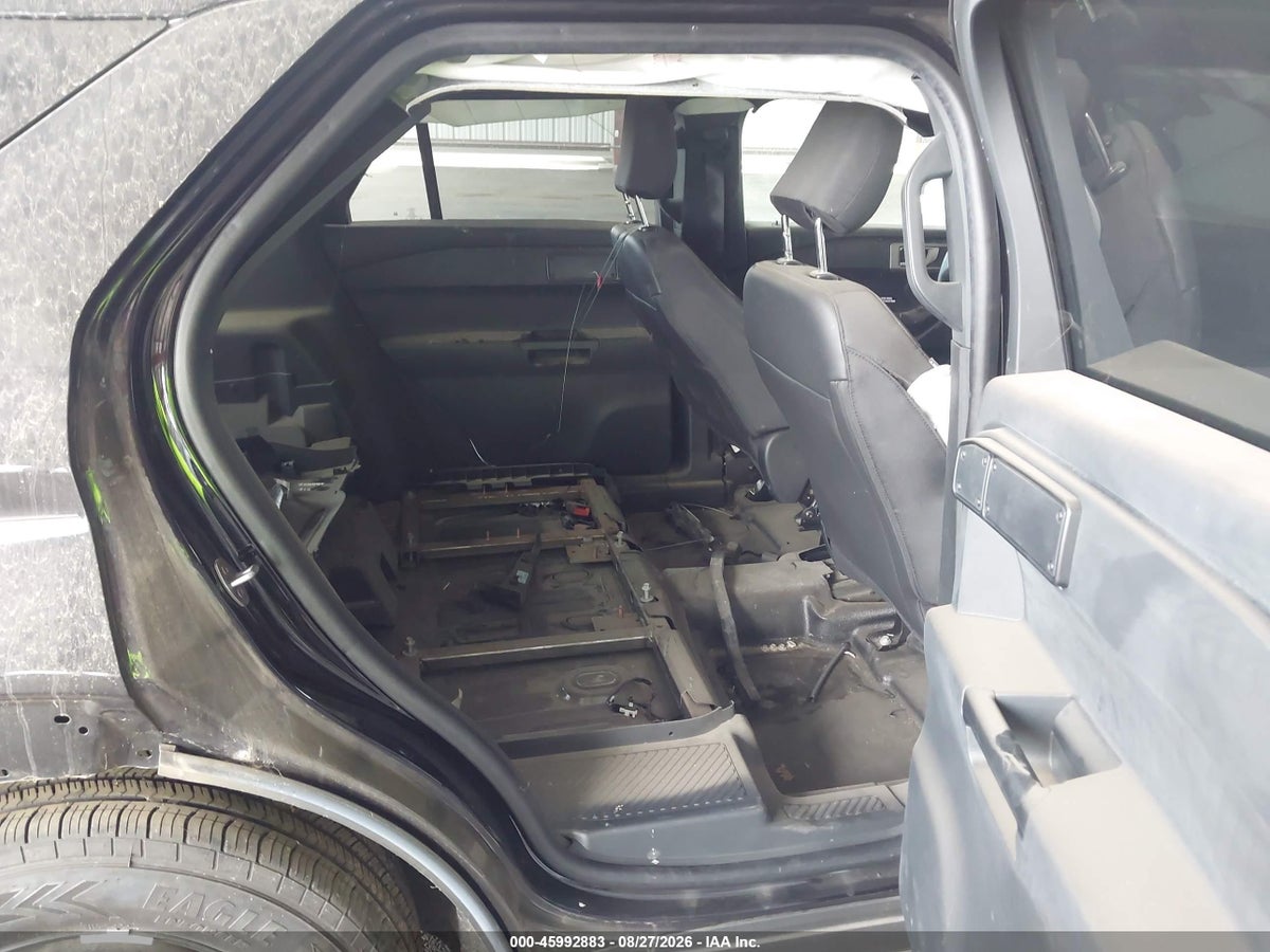 2024 FORD POLICE INTERCEPTOR — photo 3