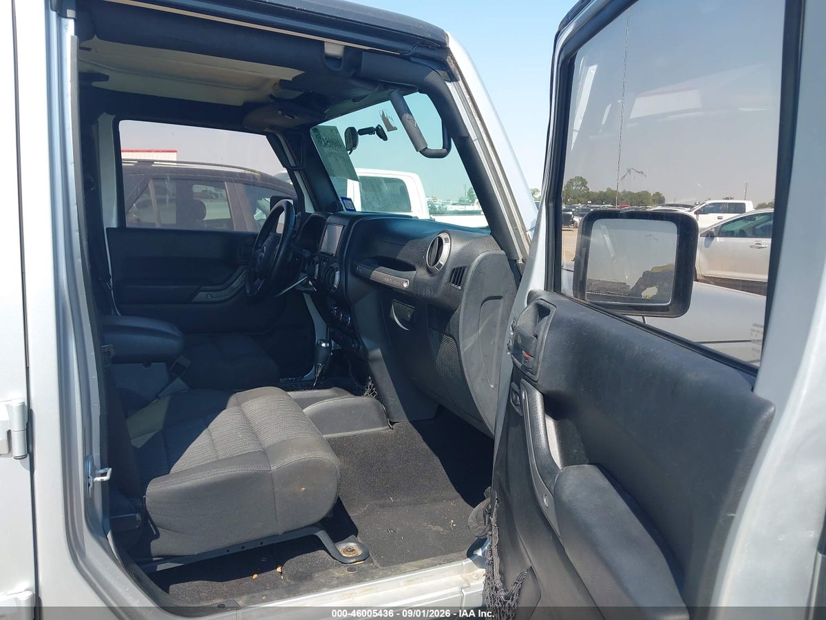 2011 JEEP WRANGLER UNLIMITED SPORT — снимка 5