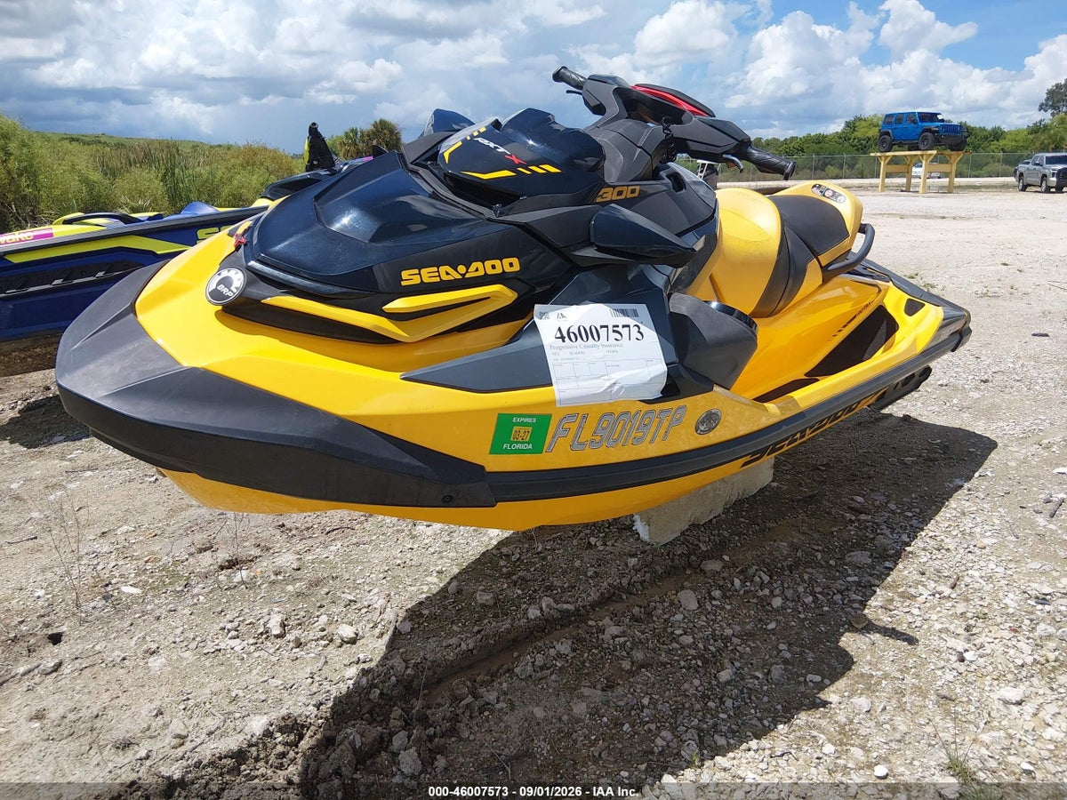 2023 SEADOO RXT-X 300 — снимка 2