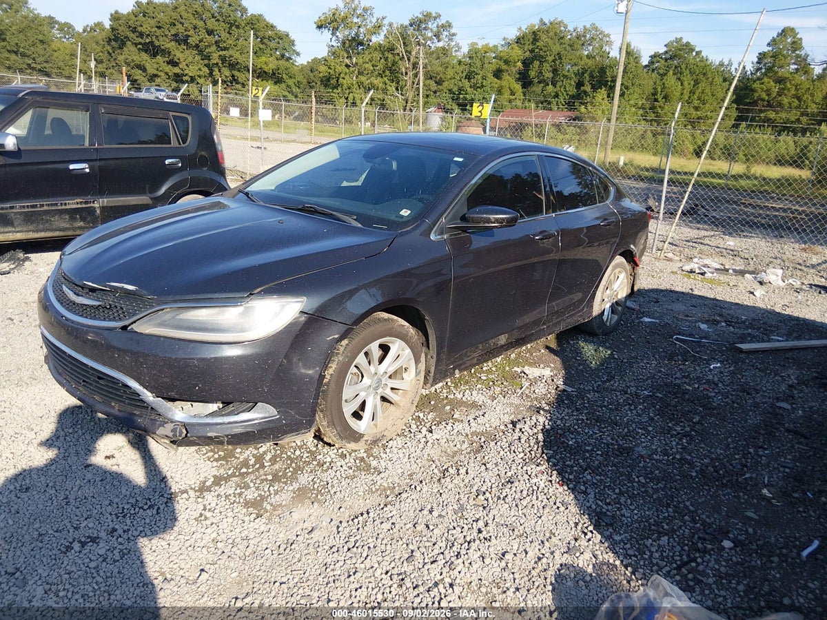 2017 CHRYSLER 200 LIMITED PLATINUM — photo 2