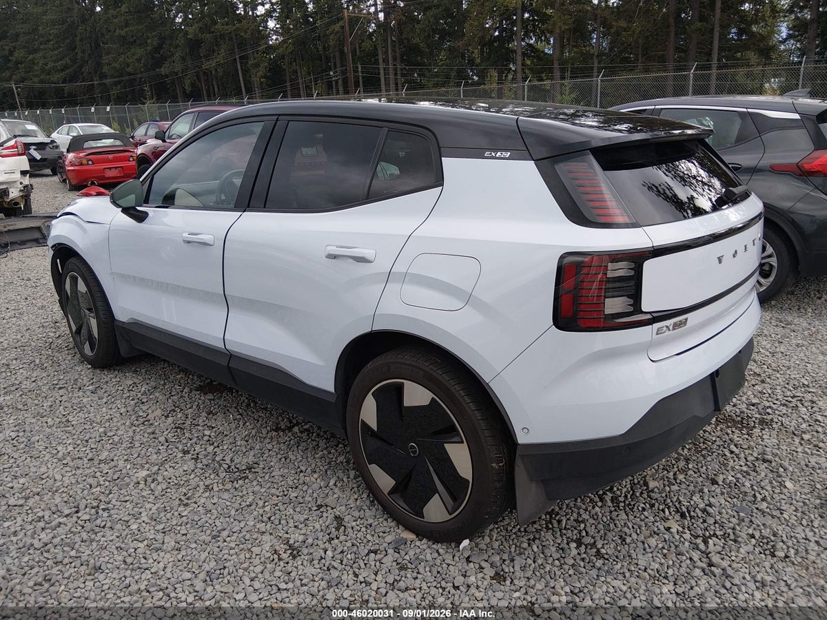 2025 VOLVO EX30 ULTRA TWIN MOTOR PERFORMANCE, FULLY ELECTRIC — снимка 3