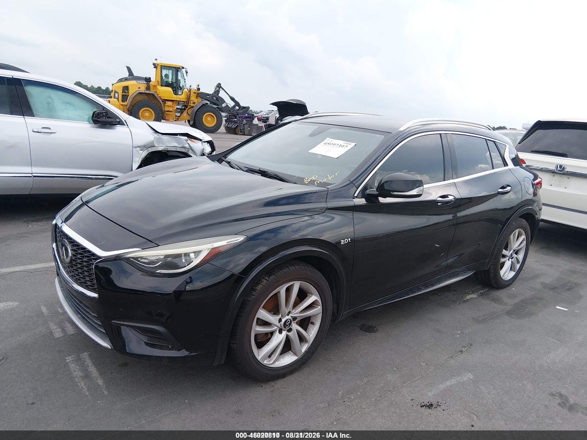 2019 INFINITI QX30 LUXE — photo 2