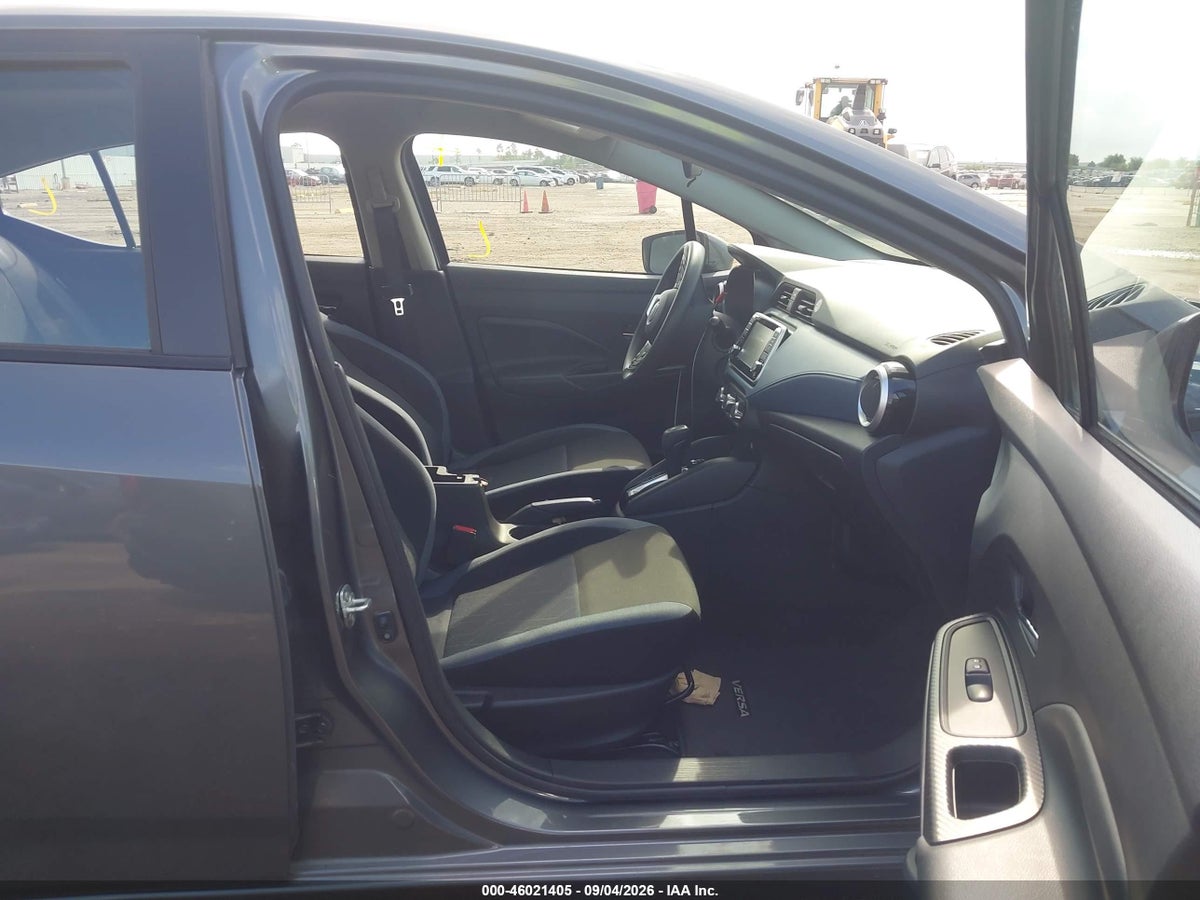 2025 NISSAN VERSA 1.6 SV — photo 5