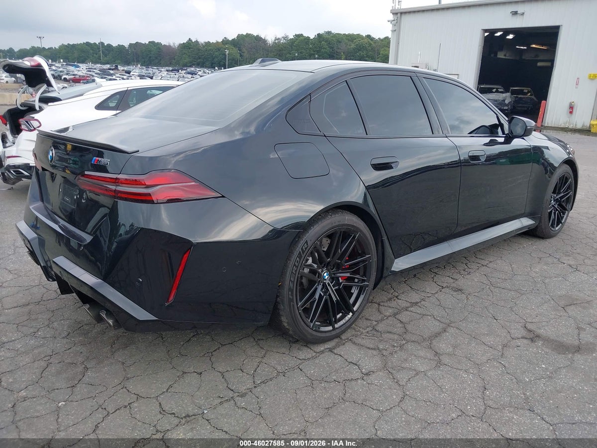 2026 BMW M5 — снимка 4