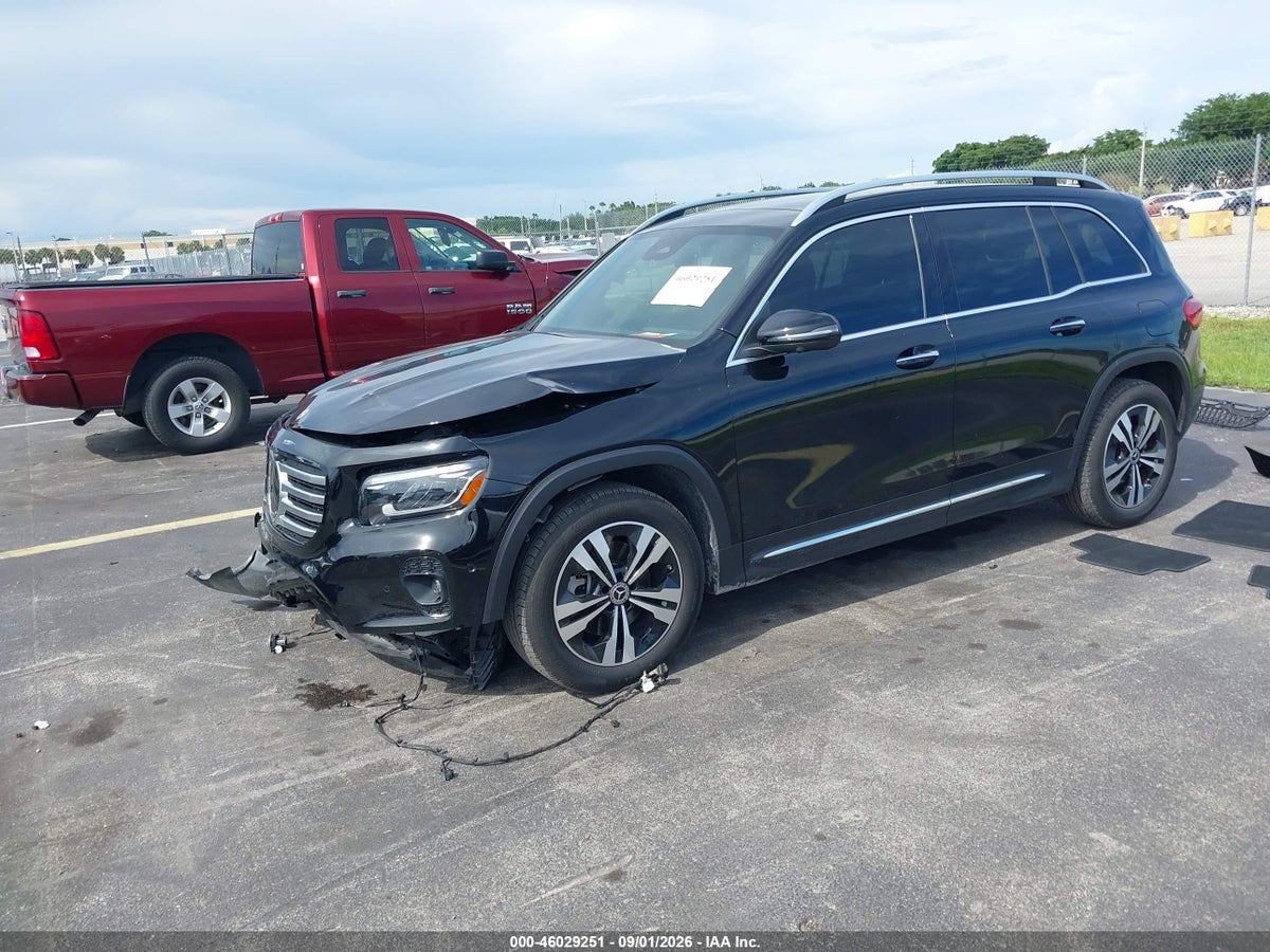 2025 MERCEDES-BENZ GLB 250 — снимка 2