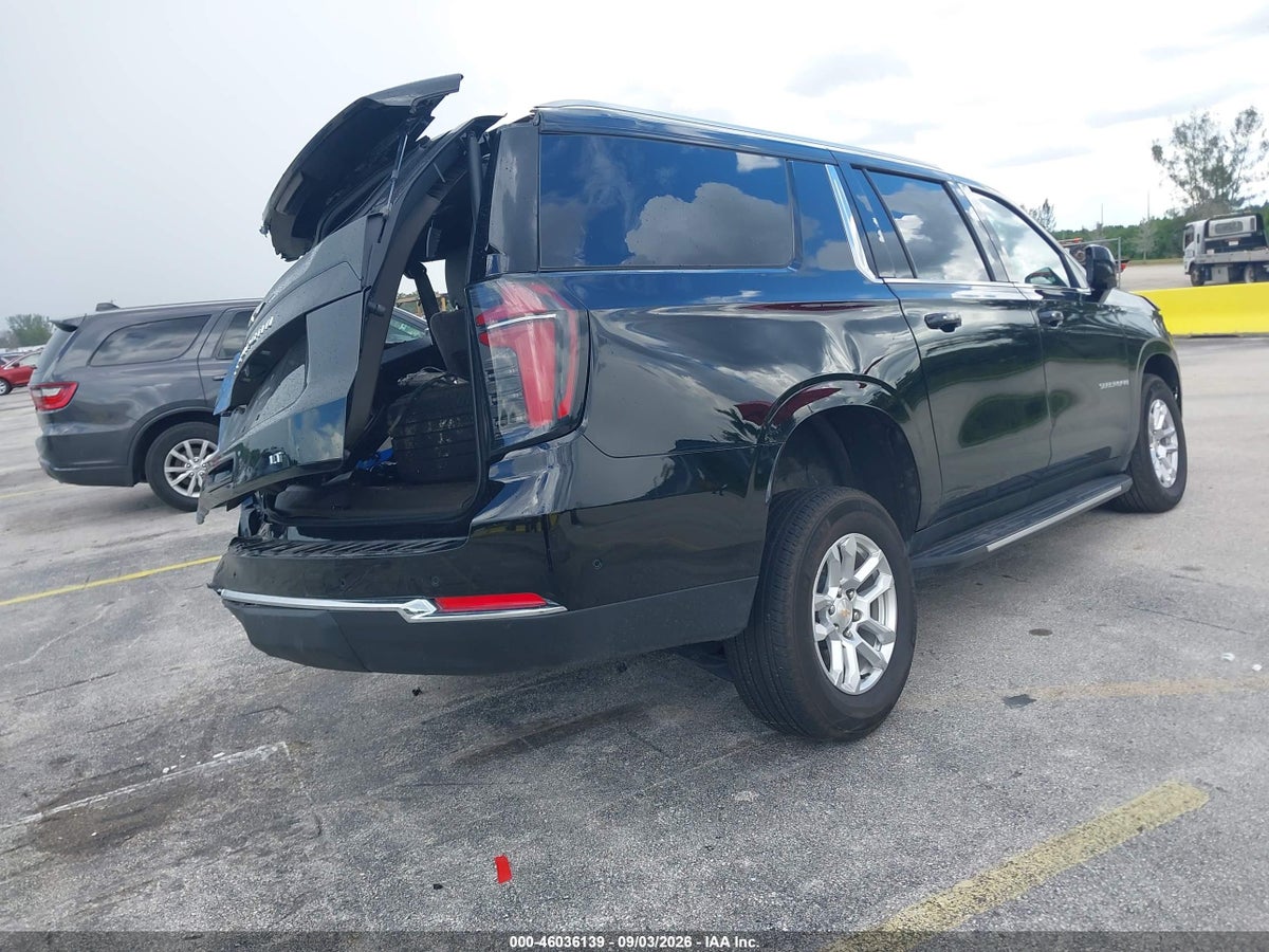 2026 CHEVROLET SUBURBAN LT, RWD — снимка 4