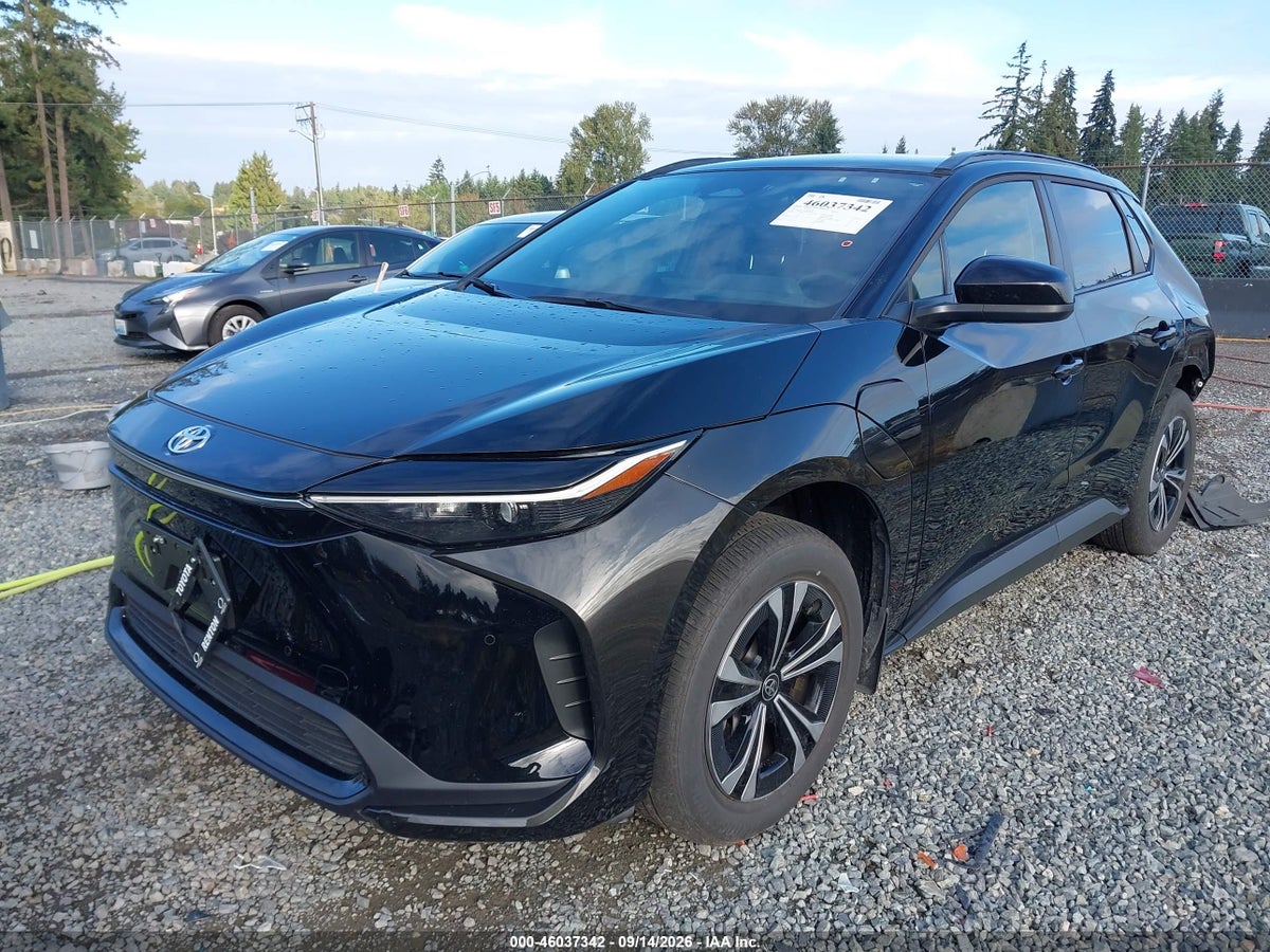 2025 TOYOTA BZ4X XLE — photo 2