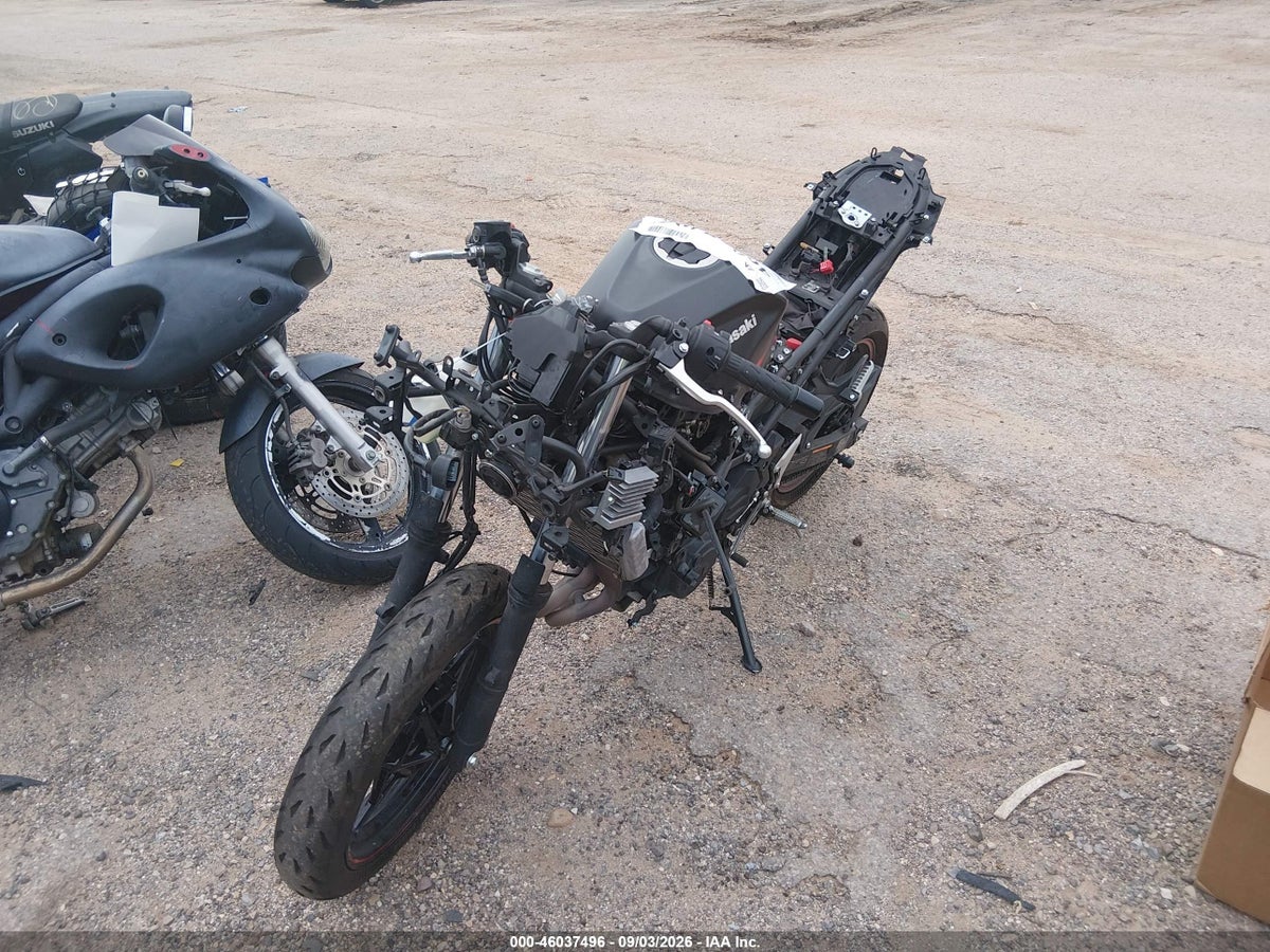 2025 KAWASAKI EX500 A/B