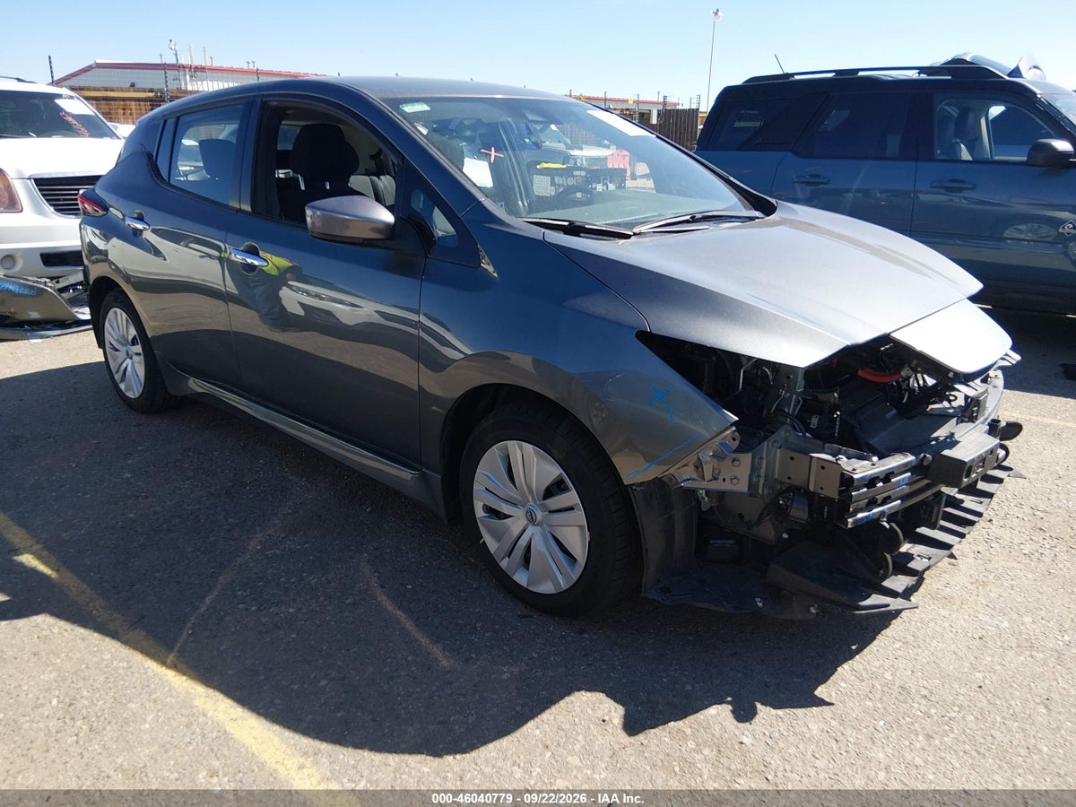 2025 NISSAN LEAF S