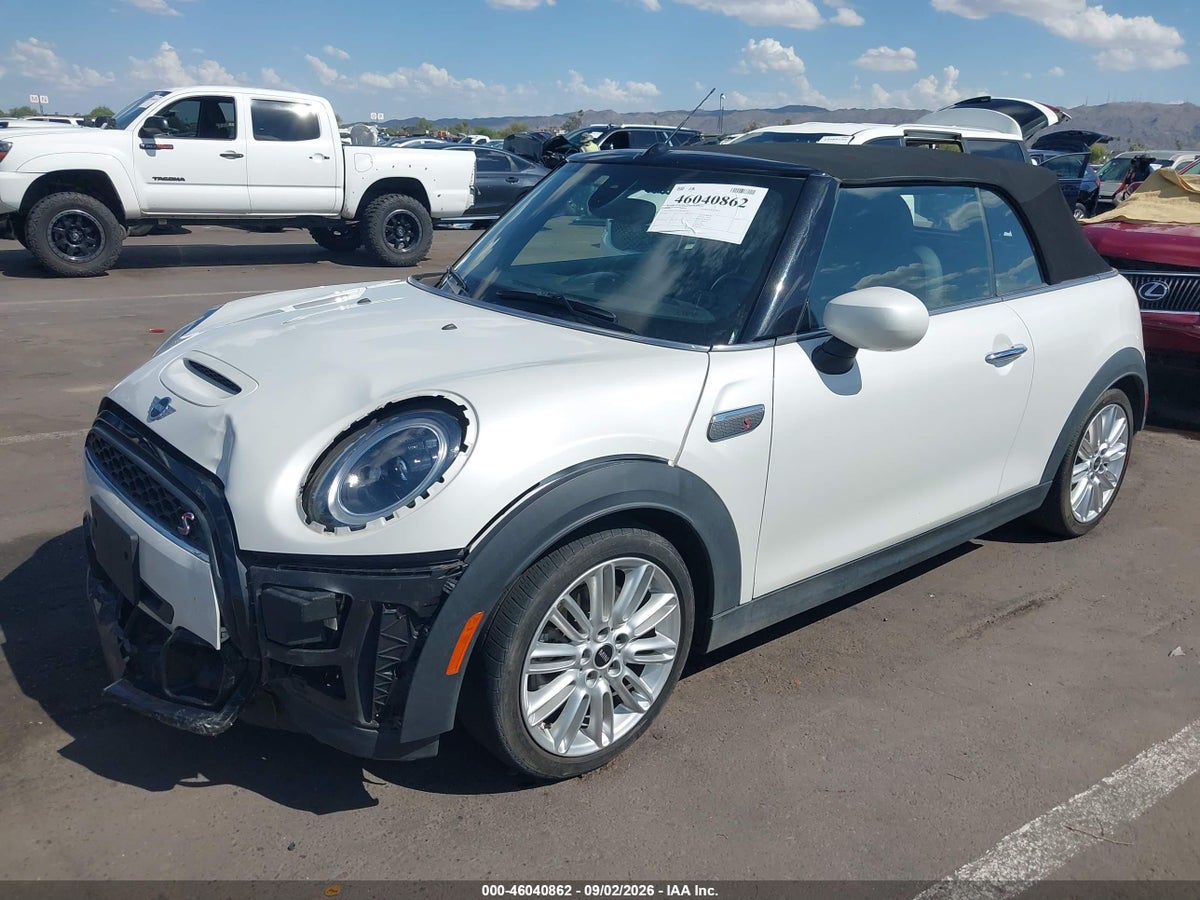2024 MINI CONVERTIBLE COOPER S — photo 2