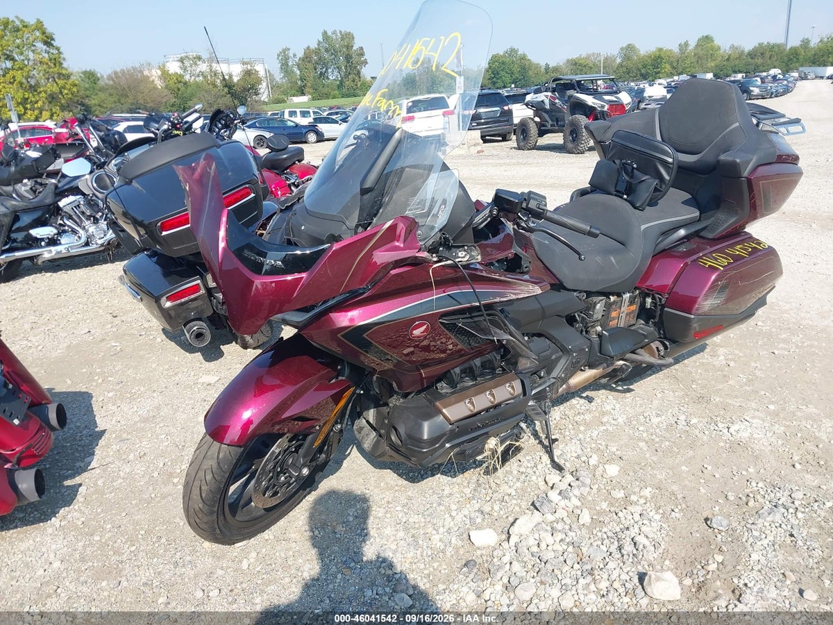 2025 HONDA GL1800 — photo 2