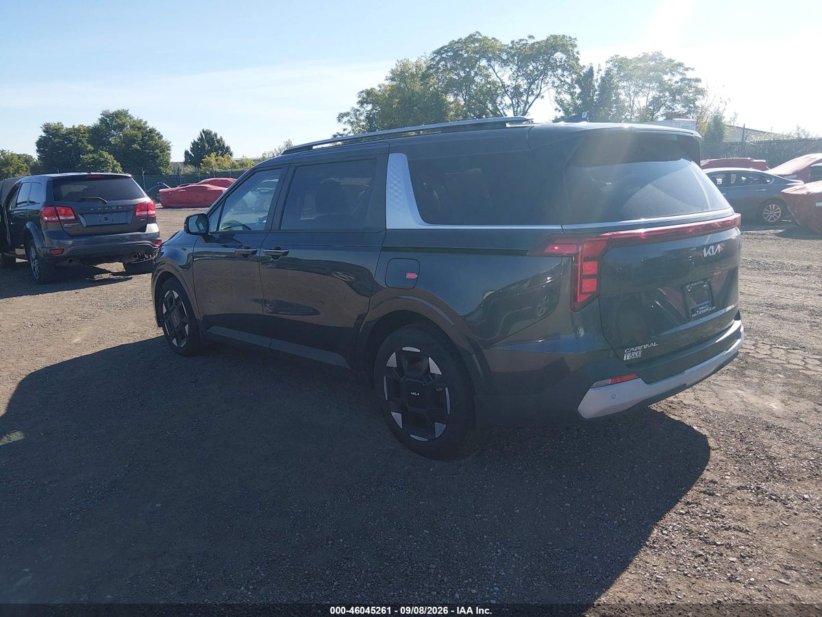 2026 KIA CARNIVAL MPV EX — photo 3