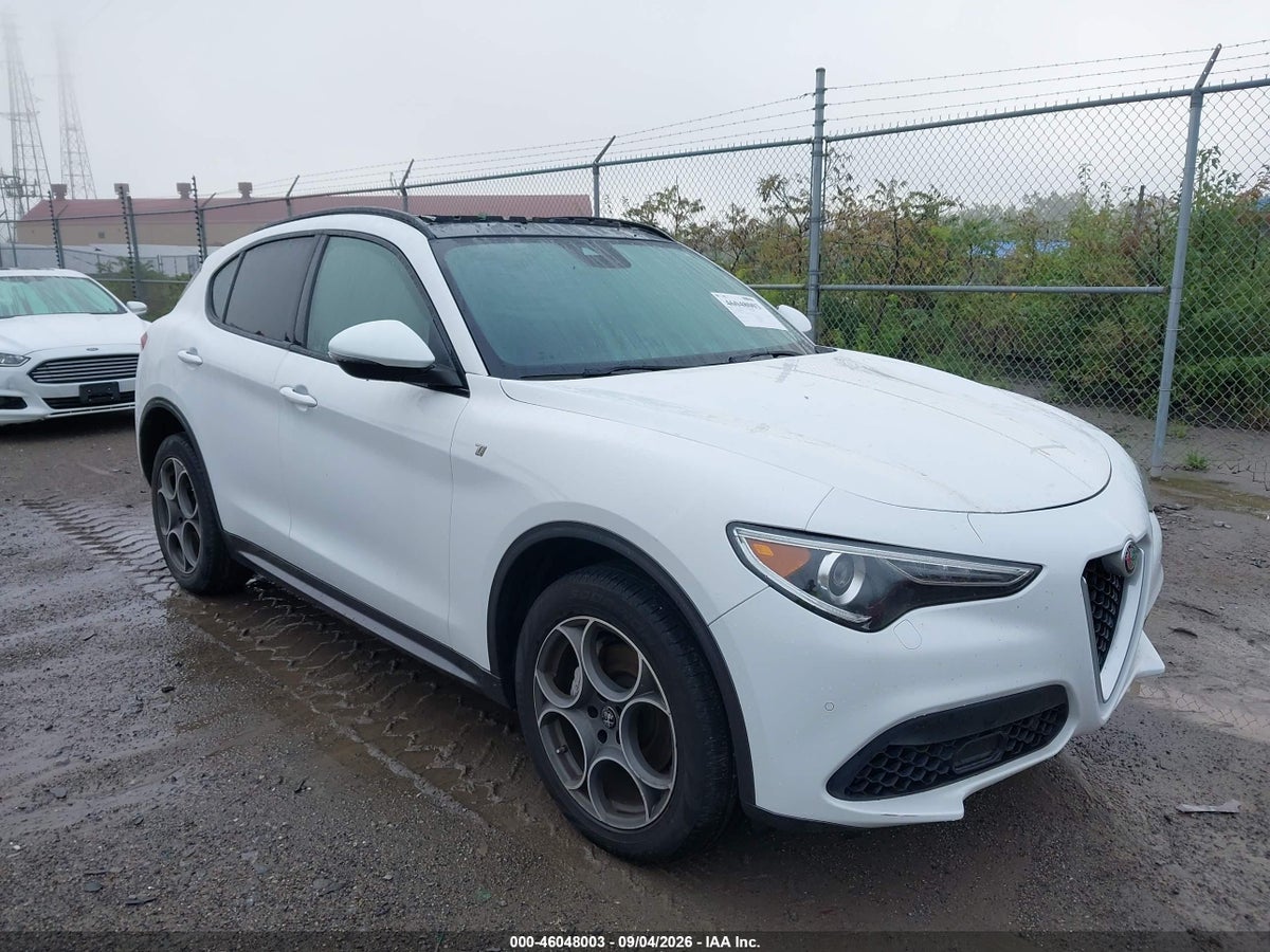 2022 ALFA ROMEO STELVIO TI AWD