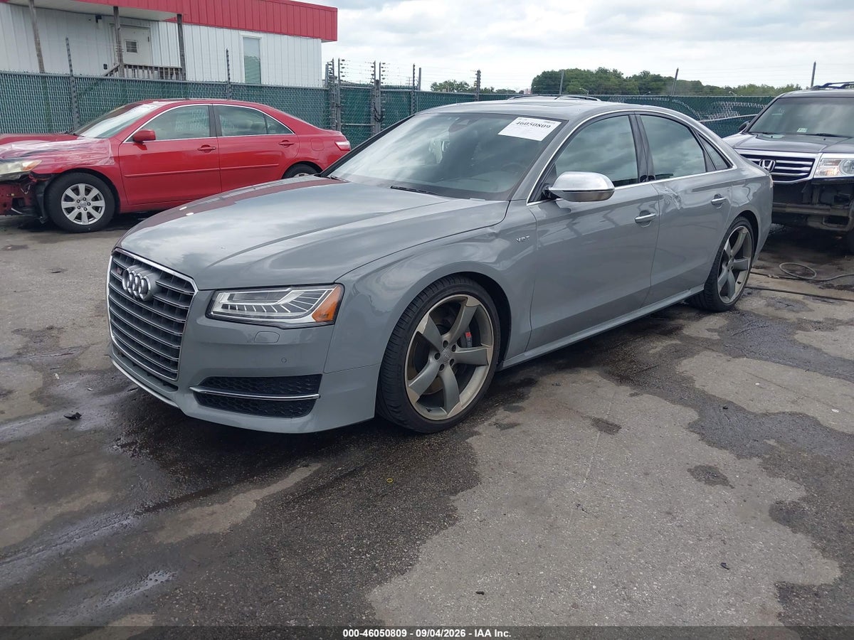 2015 AUDI S8 4.0T — снимка 2