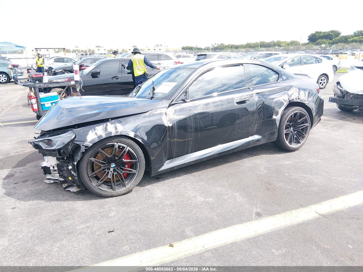2025 BMW M2 — photo 2