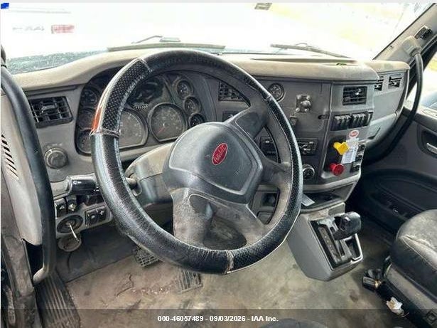 2017 PETERBILT 579 — снимка 5