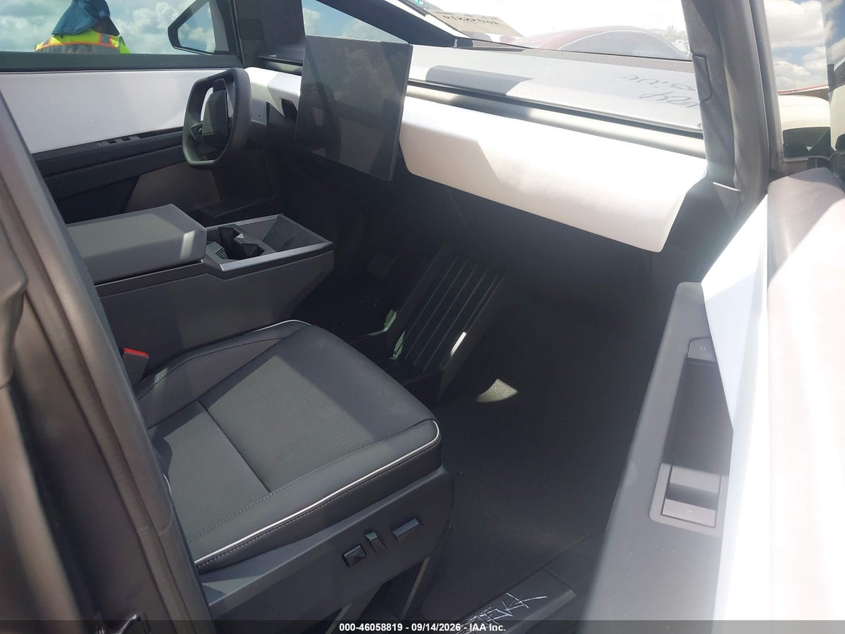 2026 TESLA CYBERTRUCK DUAL MOTOR ALL-WHEEL DRIVE/PREMIUM ALL-WHEEL DRIVE — снимка 5