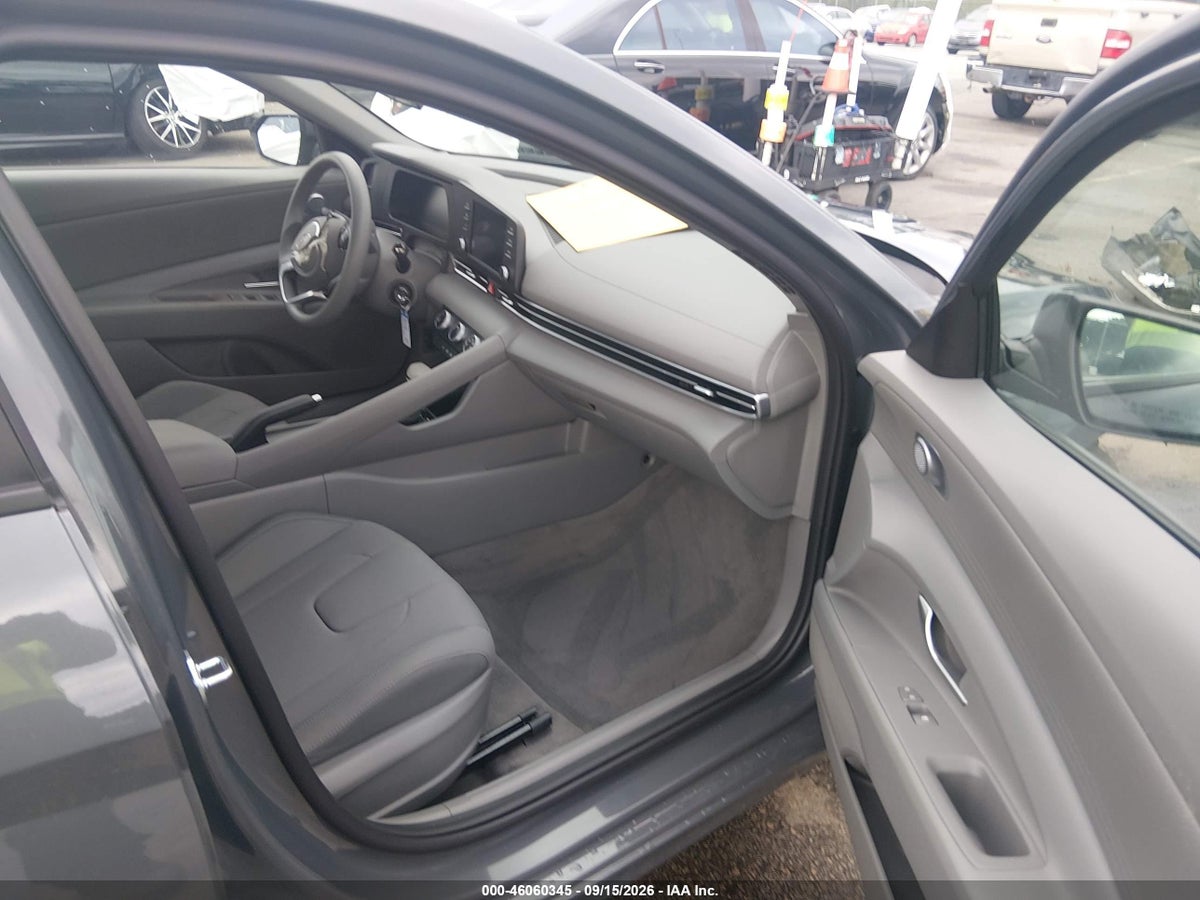 2026 HYUNDAI ELANTRA SE — снимка 5