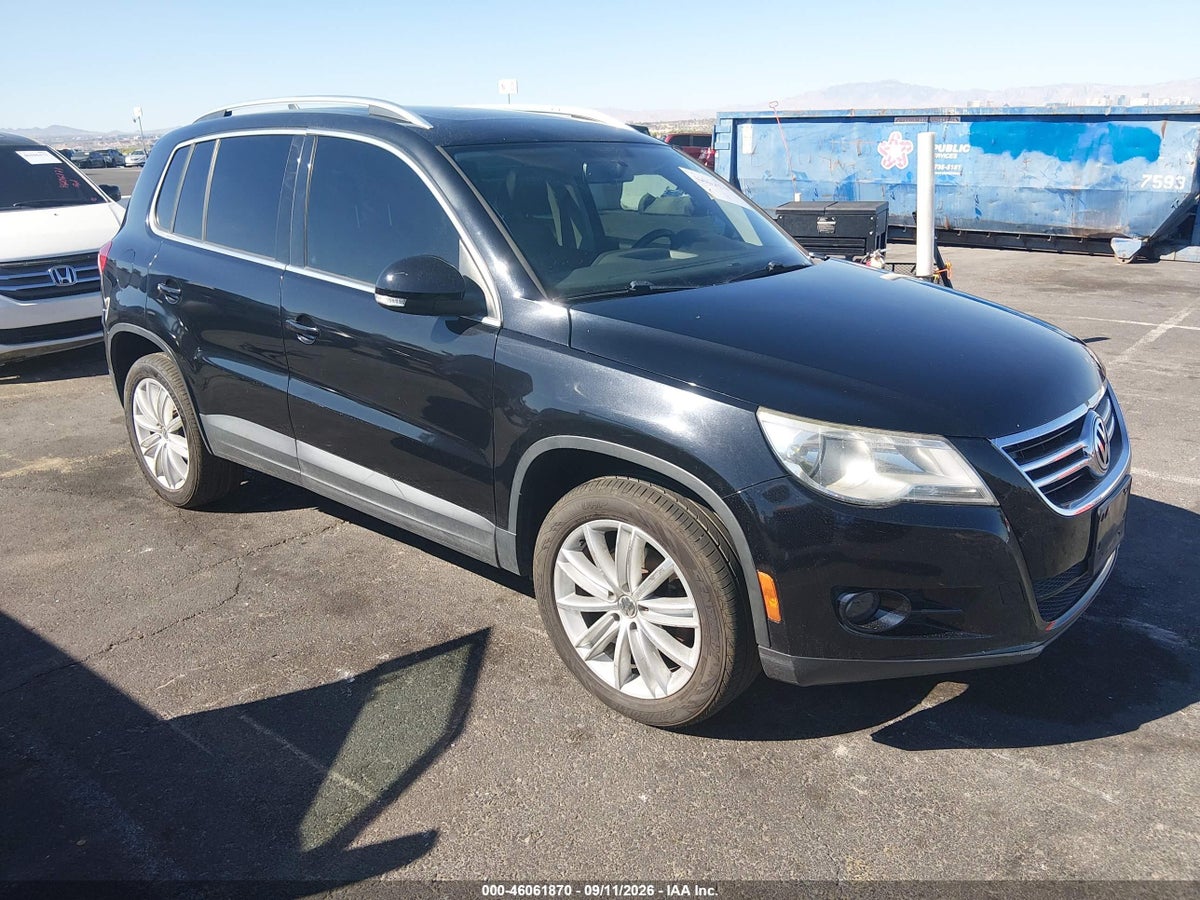 2011 VOLKSWAGEN TIGUAN SE