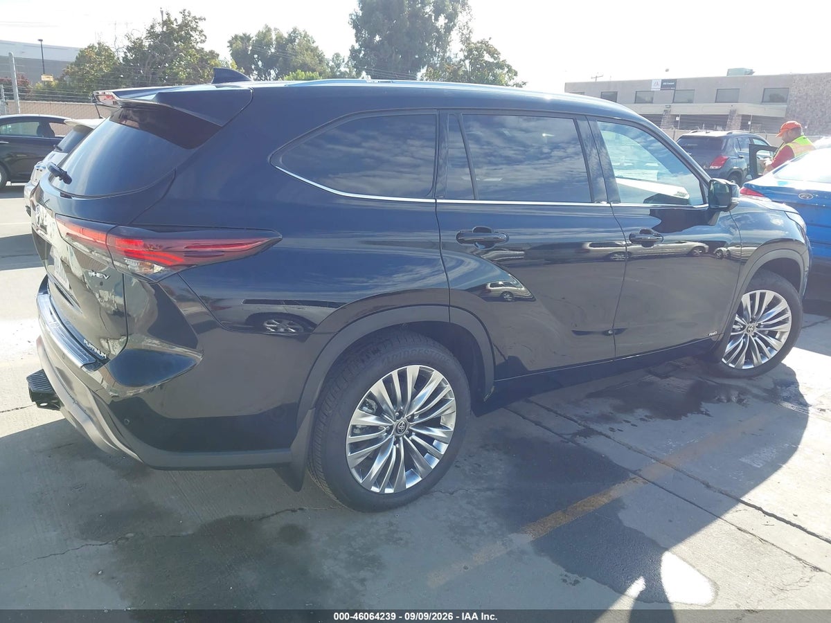 2026 TOYOTA HIGHLANDER HYBRID PLATINUM — снимка 4