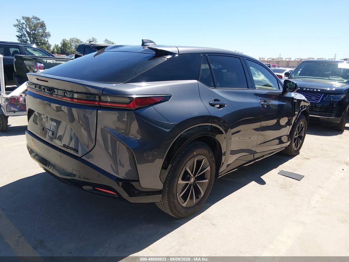 2026 LEXUS RZ 350E PREMIUM — снимка 4