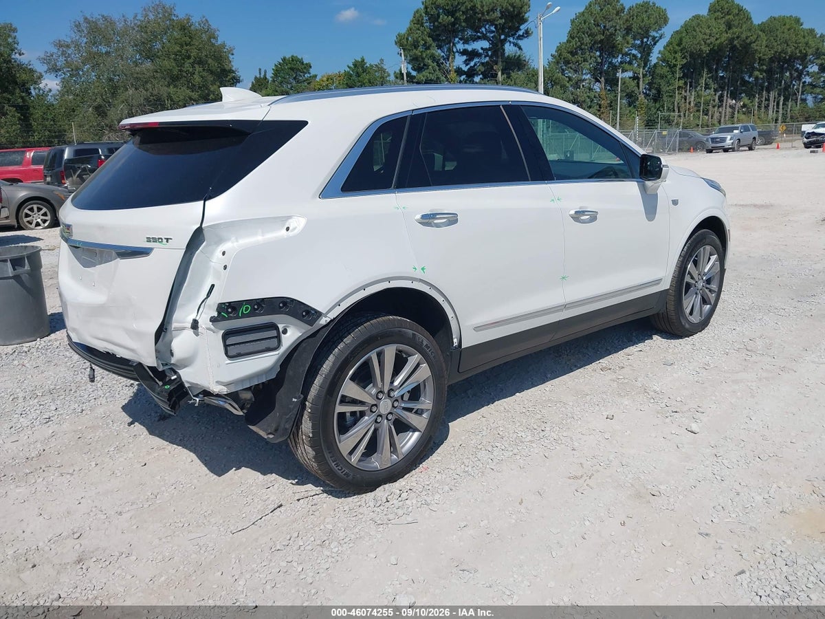2026 CADILLAC XT5 PREMIUM LUXURY FWD — photo 4