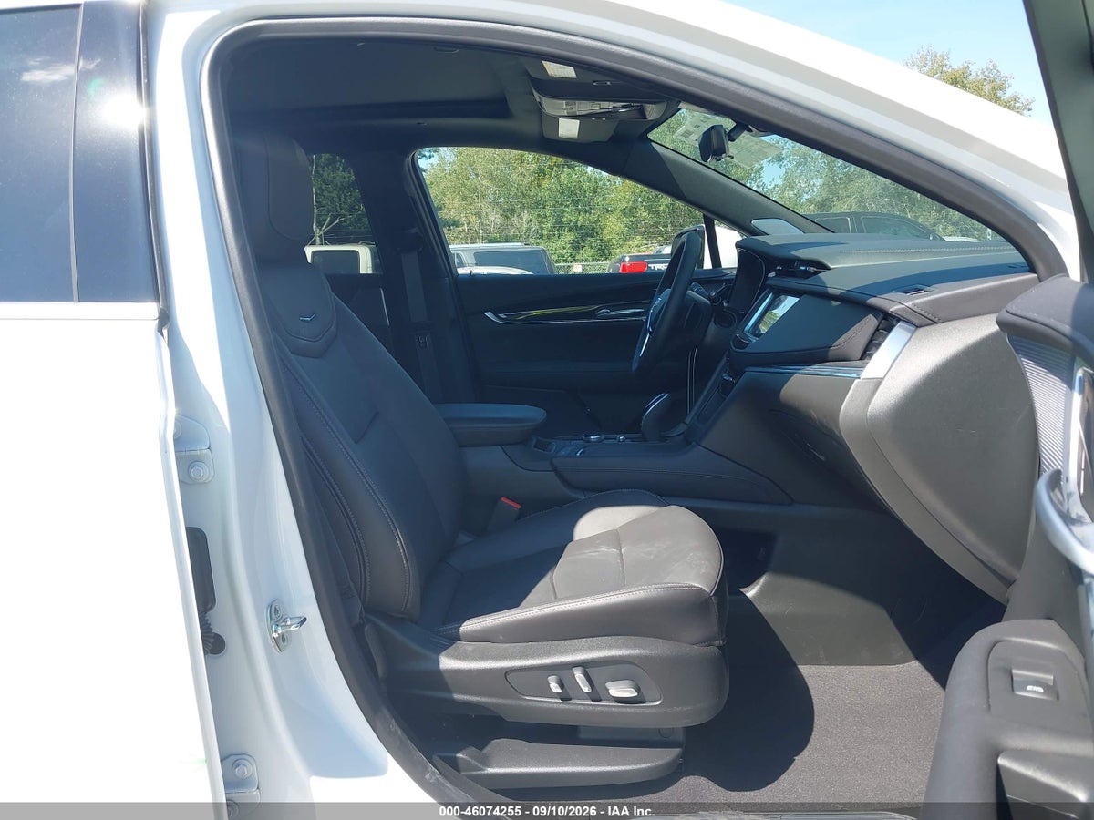 2026 CADILLAC XT5 PREMIUM LUXURY FWD — photo 5