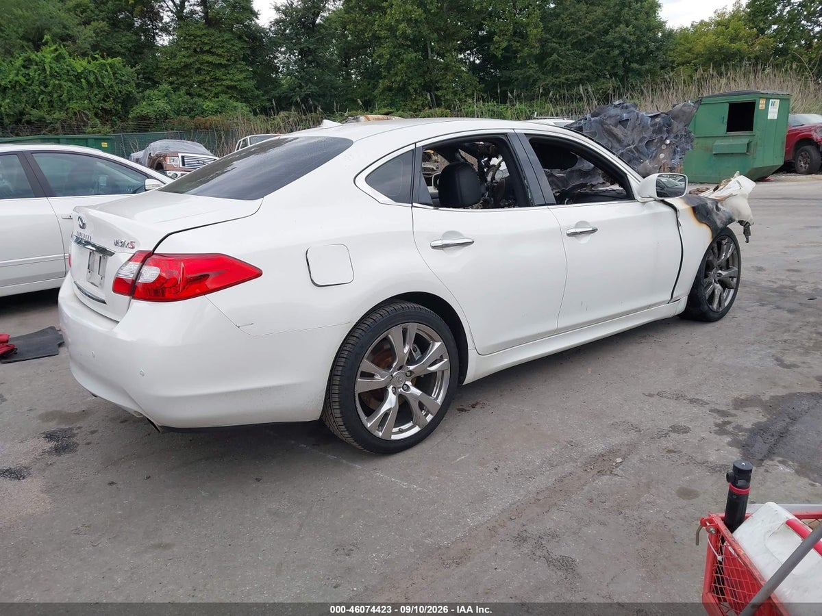 2013 INFINITI M37X — photo 4