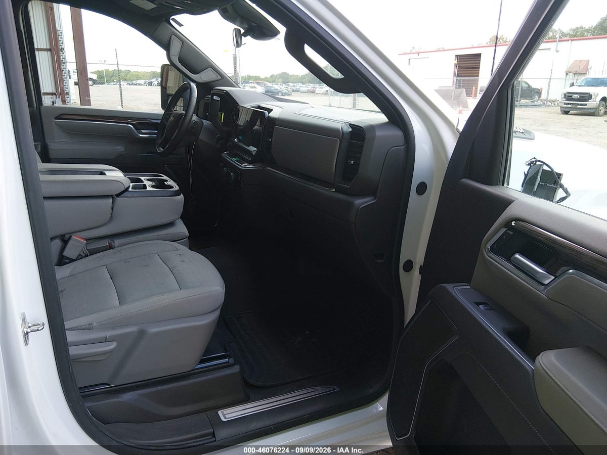 2026 CHEVROLET SILVERADO 2500 HD , STANDARD BED, LT, 4WD — photo 5