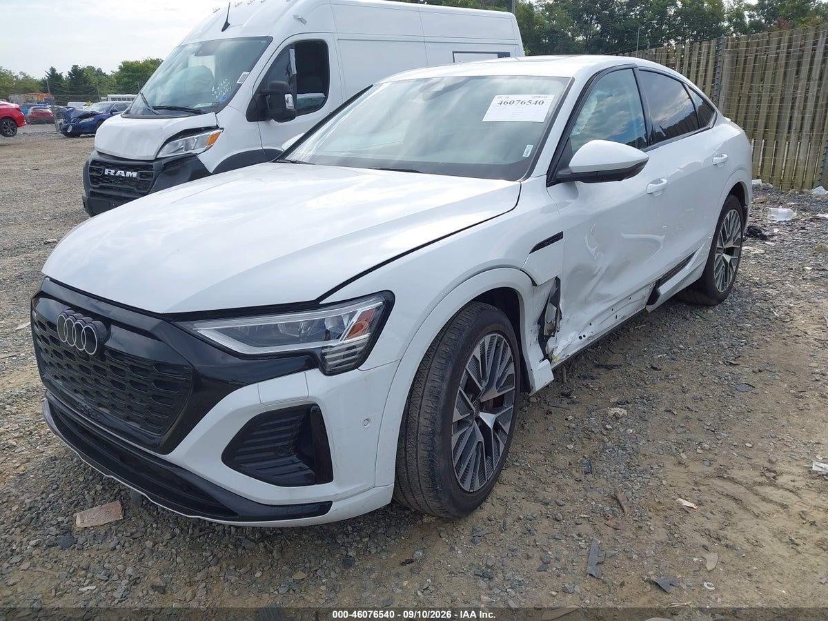 2024 AUDI Q8 E-TRON S LINE PREMIUM PLUS QUATTRO — photo 2
