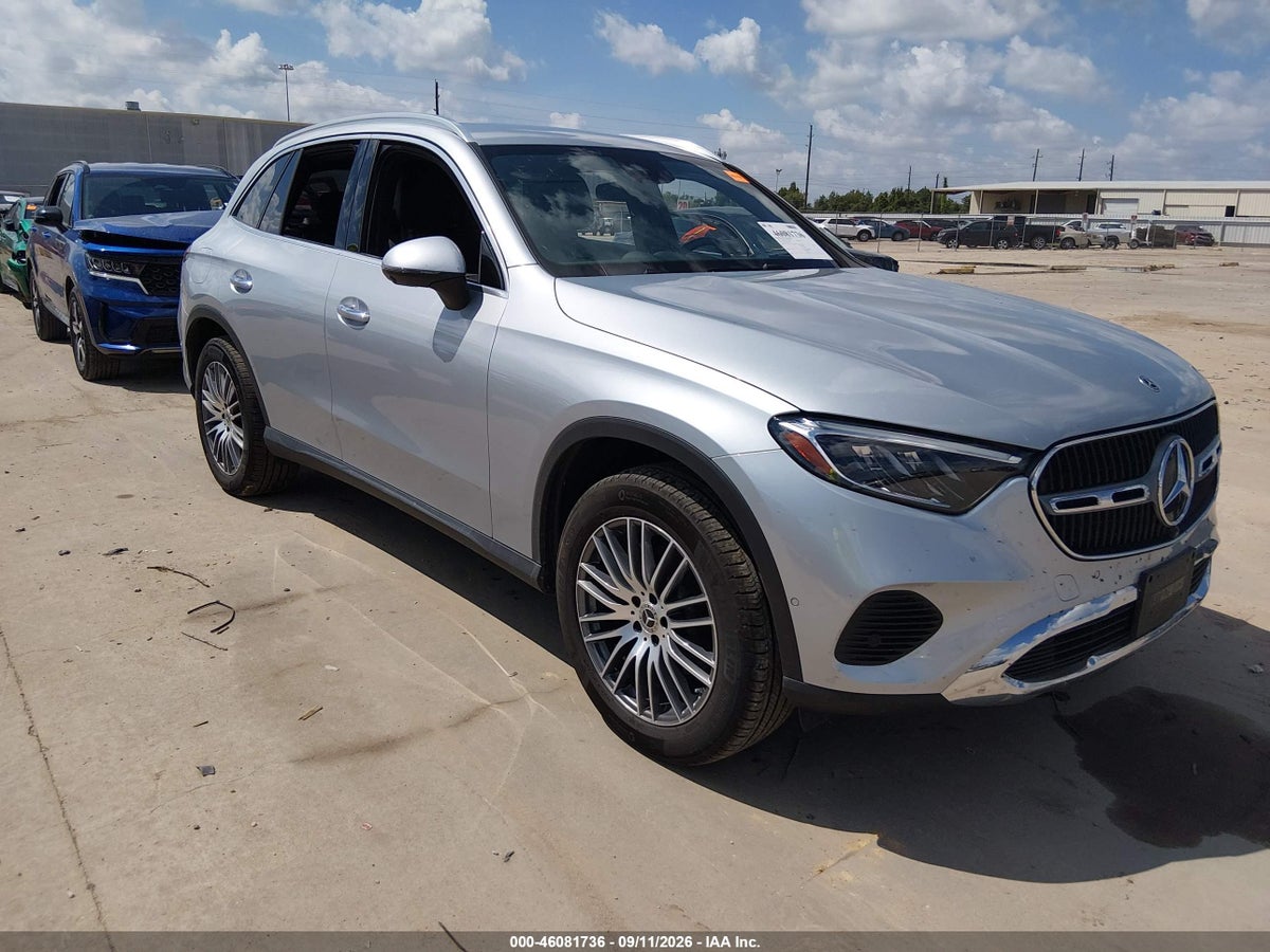 2026 MERCEDES-BENZ GLC 300 SUV