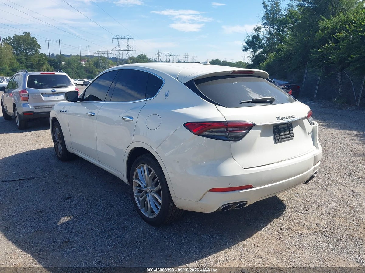 2022 MASERATI LEVANTE GT — photo 3