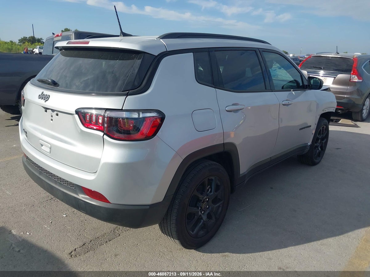 2026 JEEP COMPASS LATITUDE ALTITUDE — photo 4