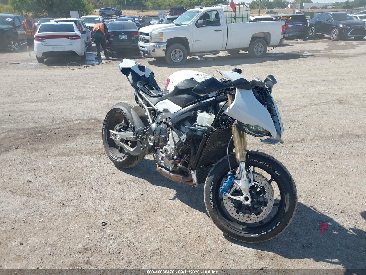 2026 BMW S 1000 RR