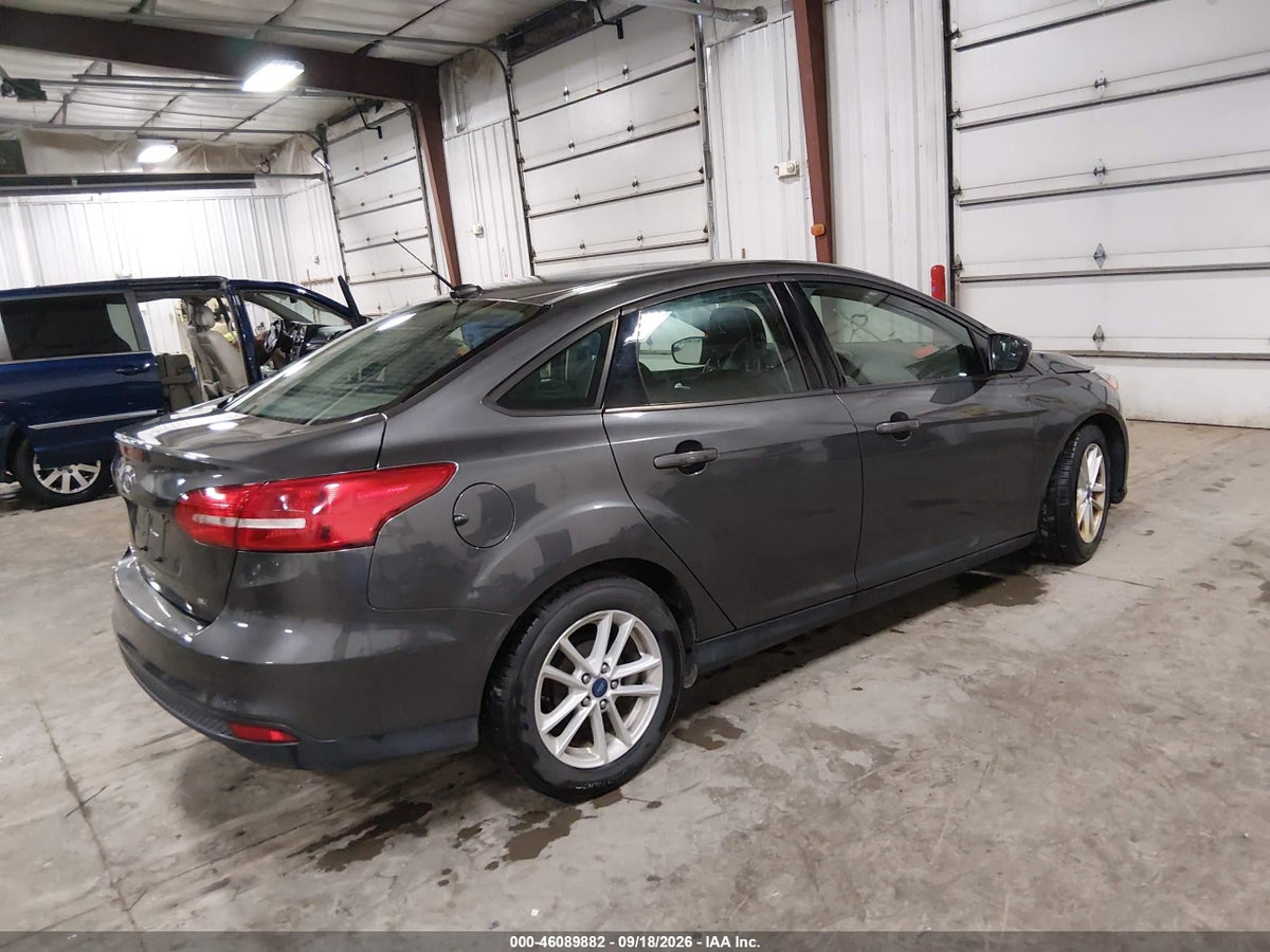 2018 FORD FOCUS SE — photo 4