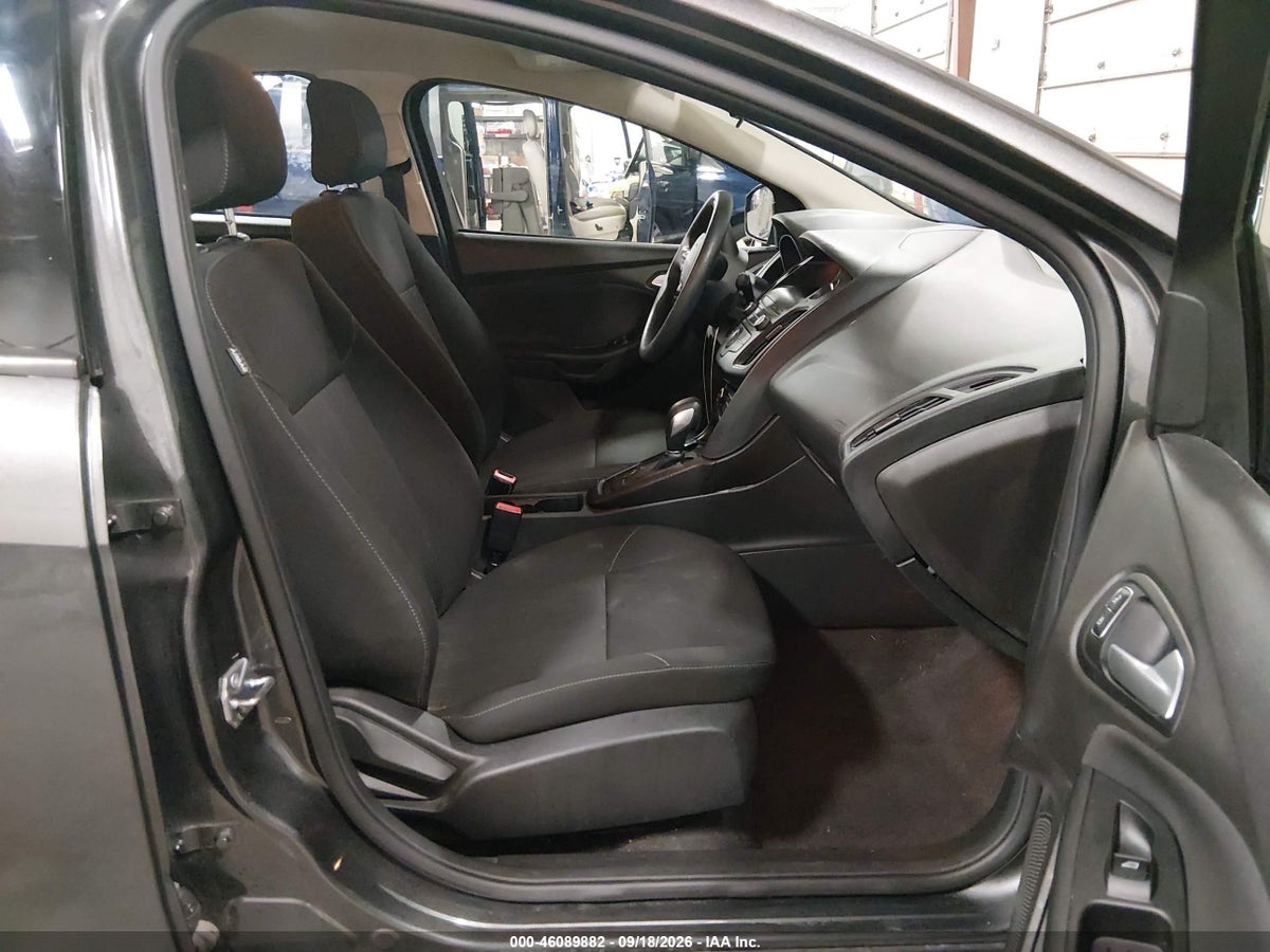 2018 FORD FOCUS SE — photo 5