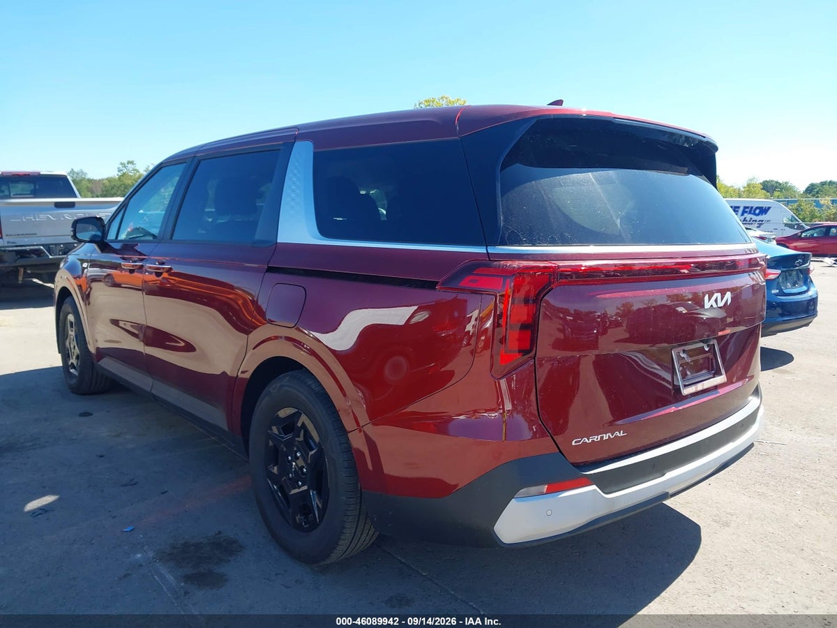 2026 KIA CARNIVAL MPV LXS — photo 3