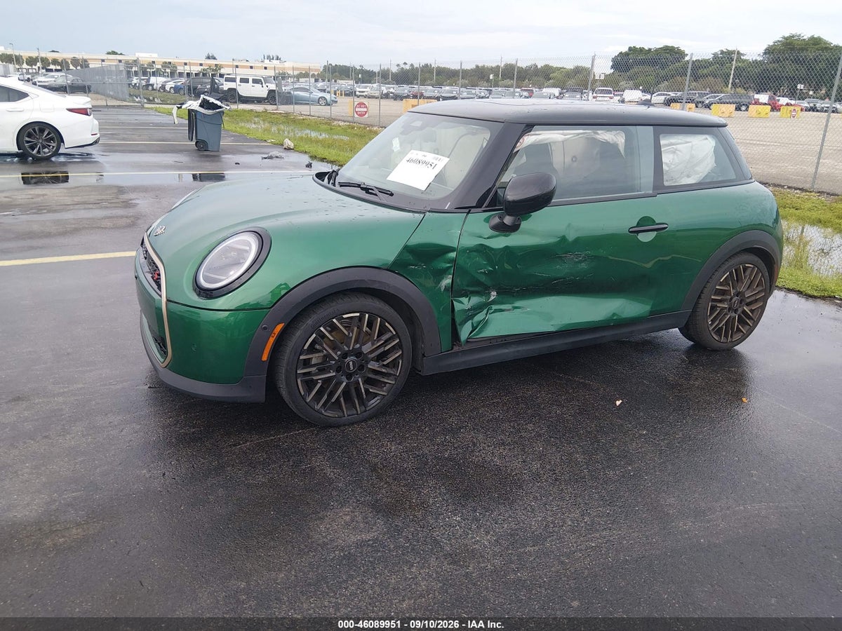 2025 MINI HARDTOP COOPER S — photo 2