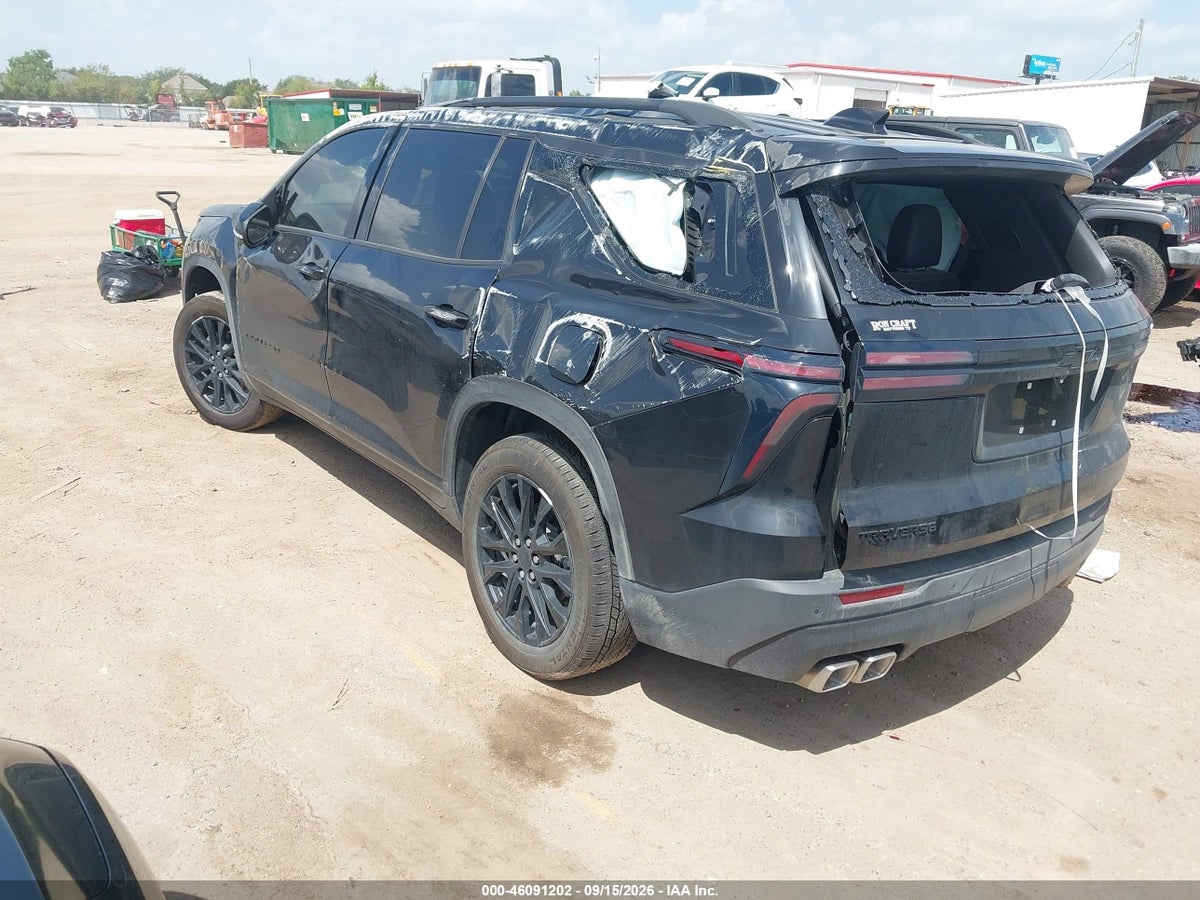 2026 CHEVROLET TRAVERSE FWD LT — photo 3