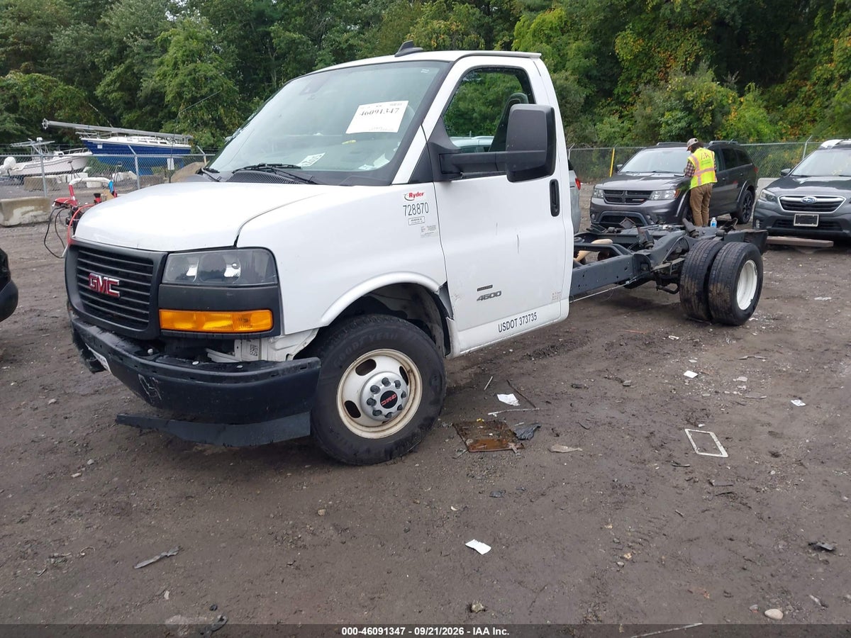 2024 GMC SAVANA CUTAWAY 4500 VAN