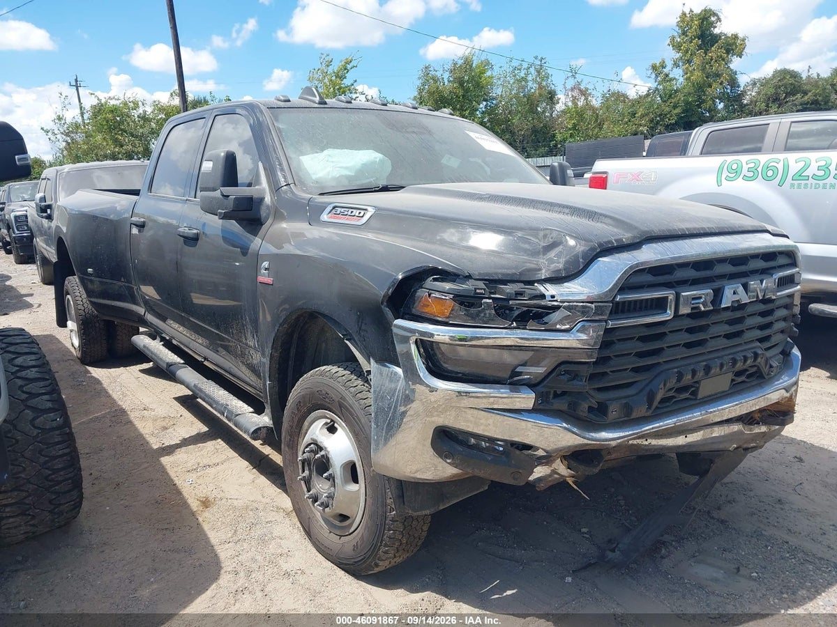 2026 RAM 3500 TRADESMAN 4X4 8' BOX