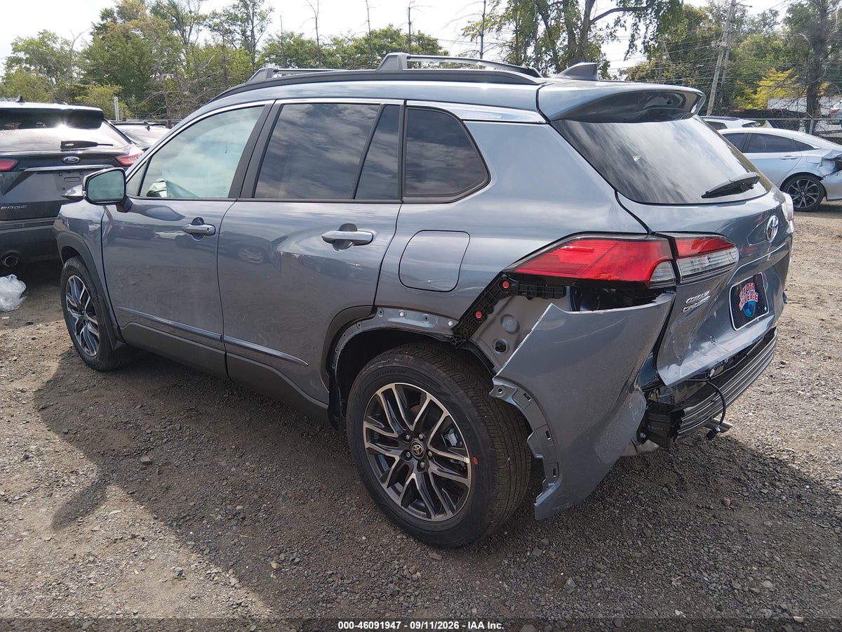 2026 TOYOTA COROLLA CROSS XLE — снимка 3
