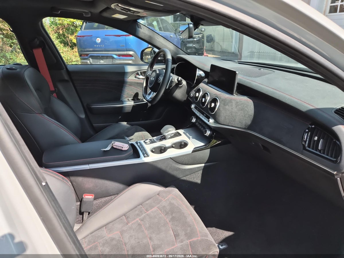 2023 KIA STINGER GT2 — photo 5