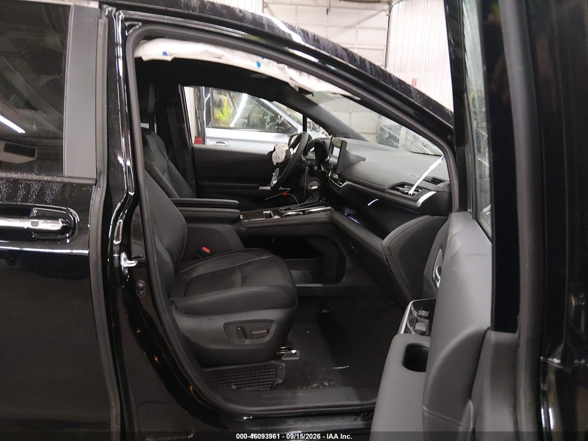 2026 TOYOTA SIENNA LIMITED — снимка 5