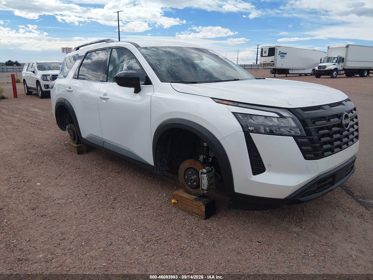 2026 NISSAN PATHFINDER SV