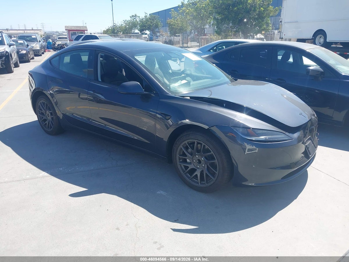 2026 TESLA MODEL 3 PREMIUM REAR-WHEEL DRIVE/REAR-WHEEL DRIVE