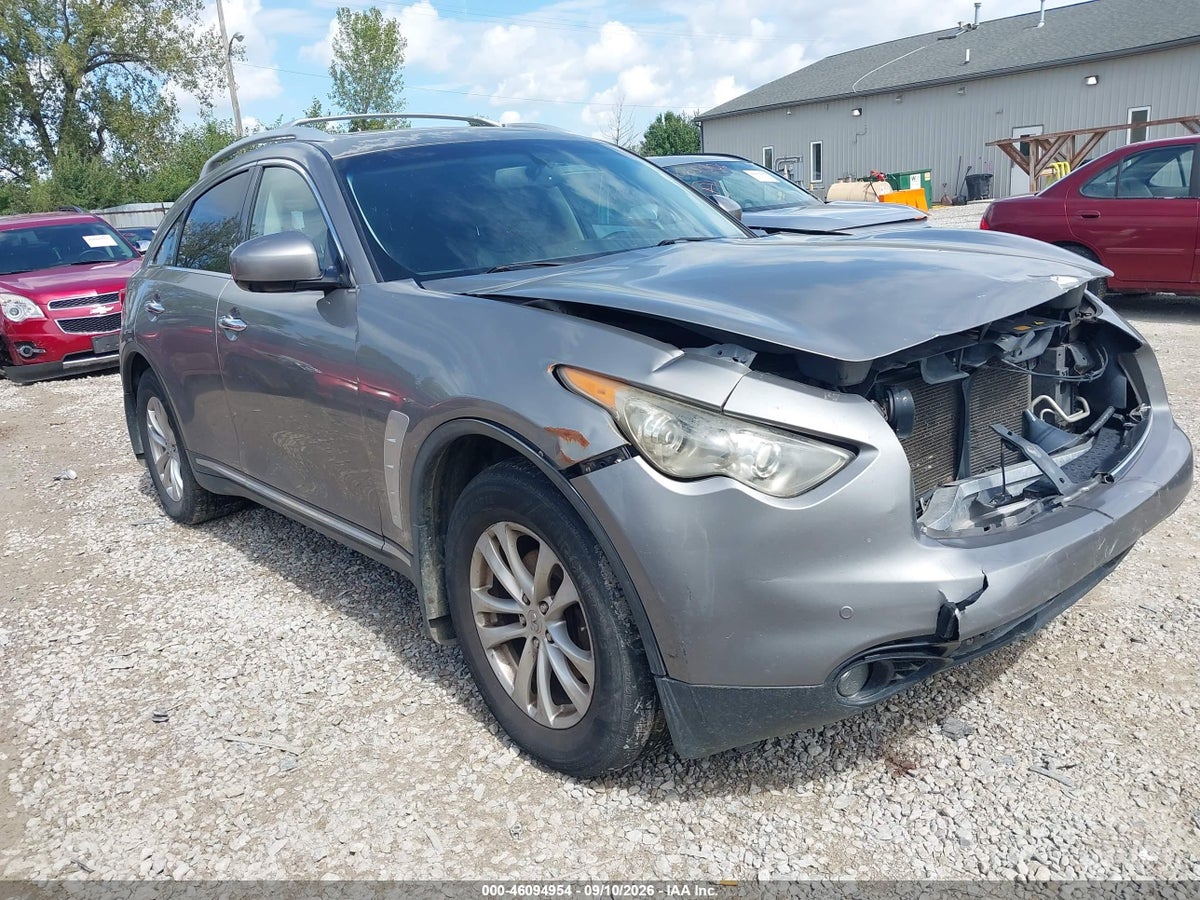 2010 INFINITI FX35