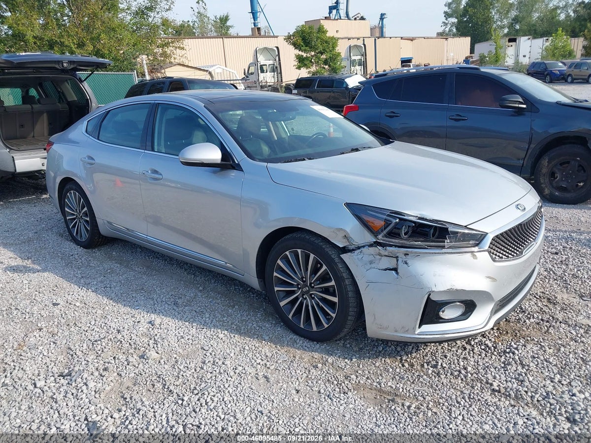 2018 KIA CADENZA PREMIUM