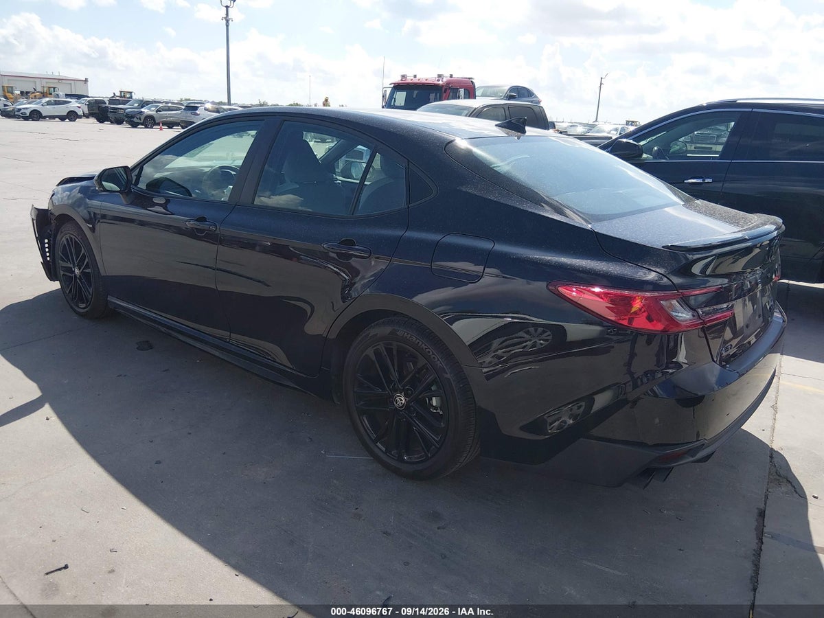 2026 TOYOTA CAMRY SE — снимка 3